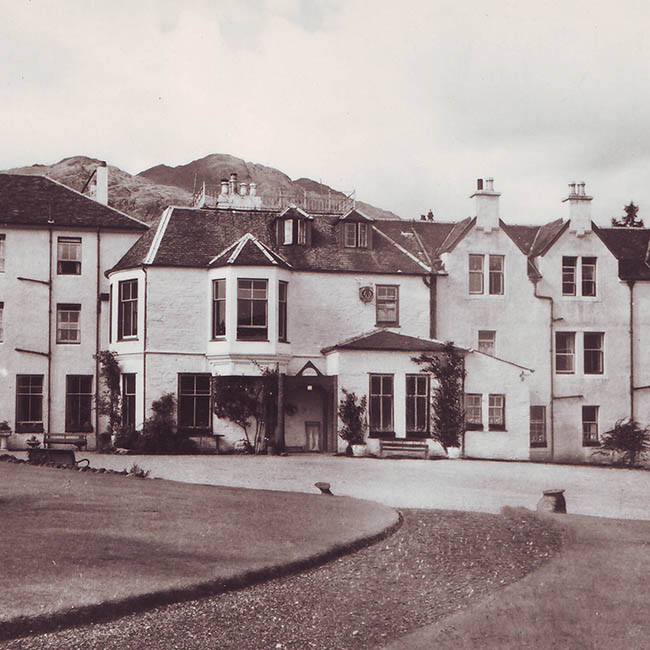 An old photo of the Loch Achray Hotel